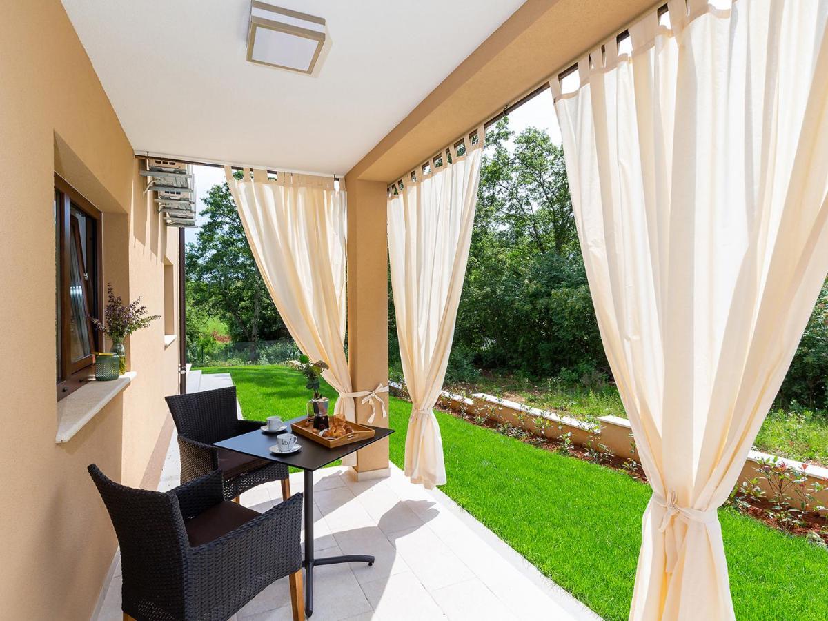 Villa Gioia Apartment With Terrace Porec Exterior photo