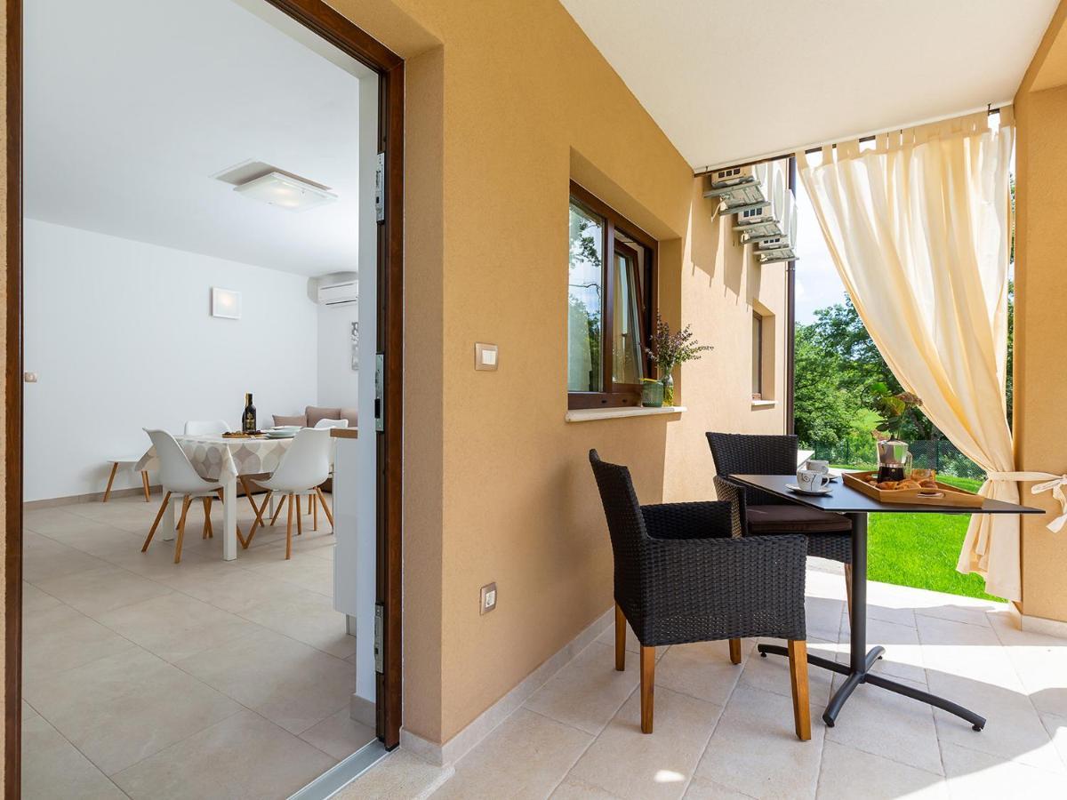 Villa Gioia Apartment With Terrace Porec Exterior photo